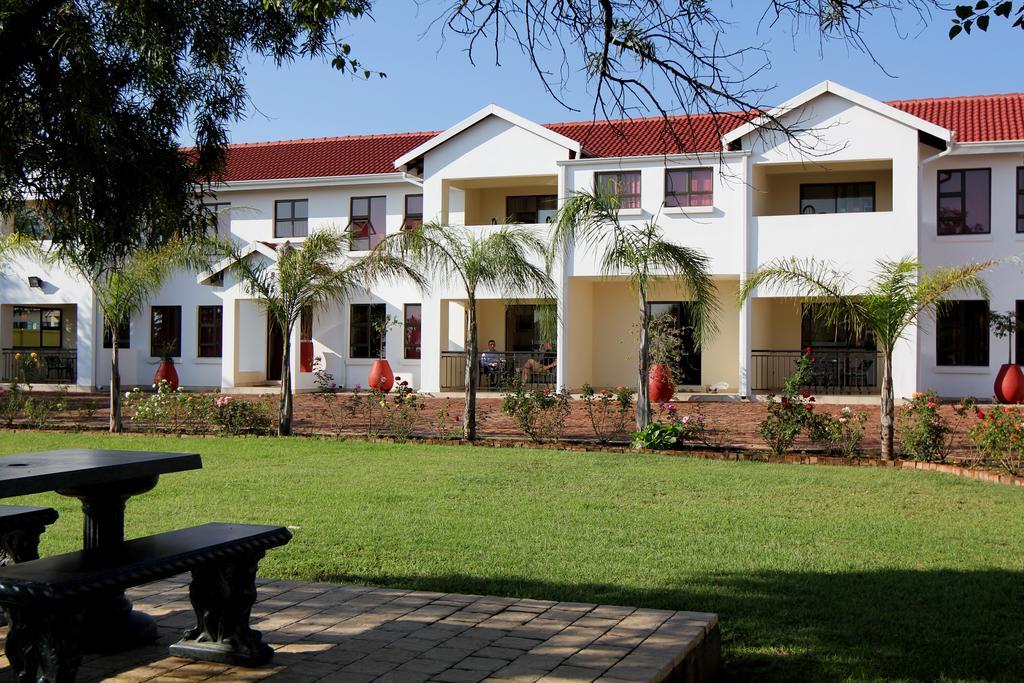 Casa Bianca Guest Lodge Hartbeespoort Bagian luar foto